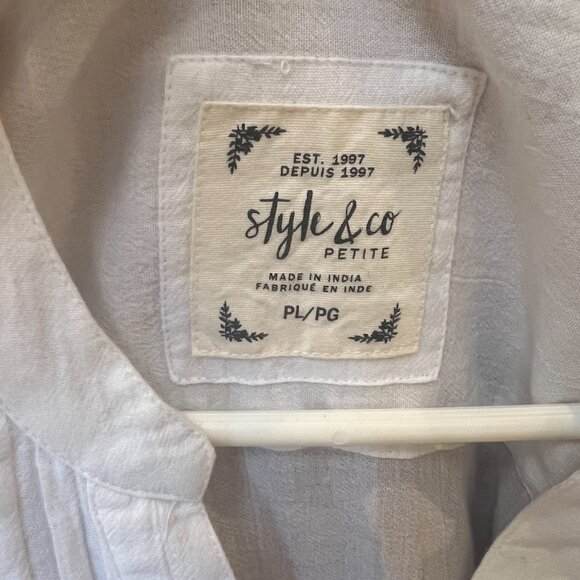 Flowy Linen Top - Picture 2 of 2